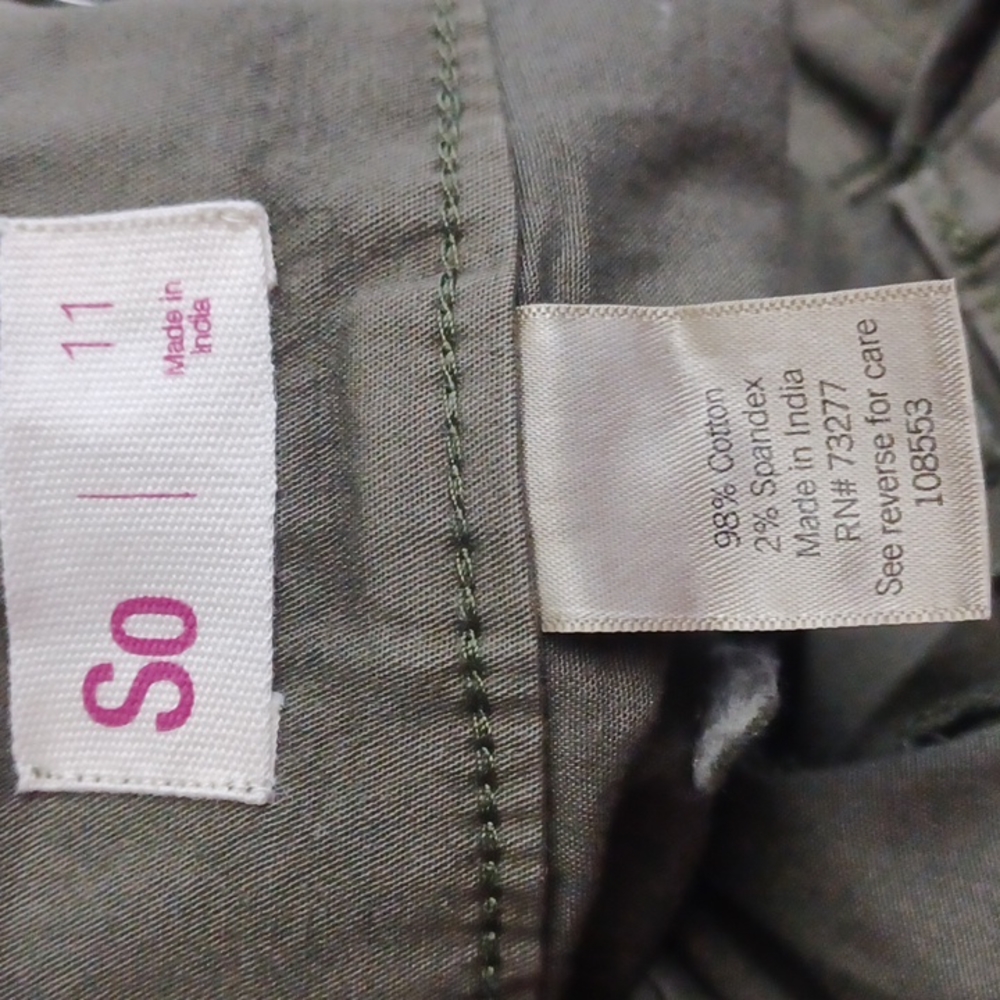 NWT - Size 11 green pants. "High-Rise Mom Pant". Light weight casual. Summer. - Picture 14 of 15